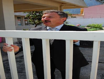 MERSINLI - Ak Parti Adayı Özdağ, 12 Eylül’De Tutulduğu Cezaevini Ziyaret Etti