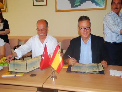 HASAN SIPAHIOĞLU - Alanya İle İspanya‘nın Almunecar Şehri Kardeş Oldu