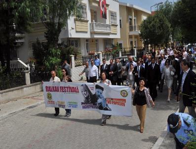 ÇEVIK BIR - Buca‘da Uluslararası Balkan Yemekleri Festivali Başladı