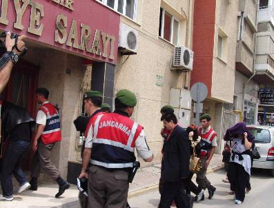Bursa‘daki Fuhuş Operasyonunda 8 Tutuklama, 10 Sınırdışı