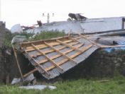 Kars ve Ardahan'ı hortum vurdu