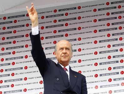 TESLIMIYET - Bahçeli‘den Başbakan‘a: Bu Kadar Densiz Bu Şahsın Türkiye‘yi Yönetmesi Züldür