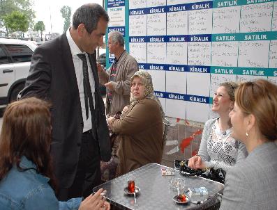 İLHAMI YıLMAZ - İlhami Yılmaz‘a Her Gittiği Yerde Büyük İlgi Gösteriliyor