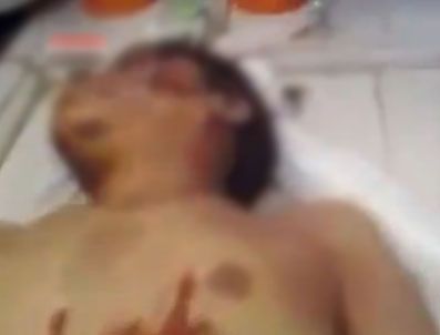 Suriye'de 13 yaşındaki çocuğu kestiler