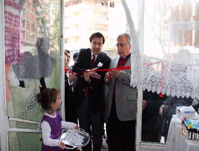 İBRAHIM ZIYREK - Yardımsever Hanımlardan Anlamlı Kermes