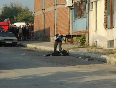 ÇIÇEKTEPE - Başkentte Cinayet