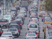 Her 5 kişiye bir araç düşüyor