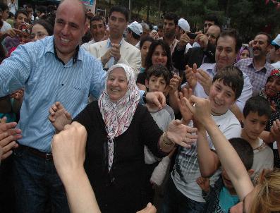 BEKIN ŞAHKULUBEY - Mardinliler, Belediyenin Pikniğinde Buluştu