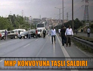 Mitingden dönen MHP konvoyuna taşlı saldırı yapıldı