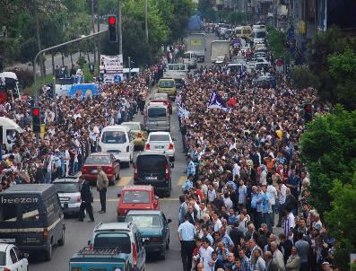 NEDIM TÜRKMEN - Orduspor Sevgisi Karayolu Kapattırdı