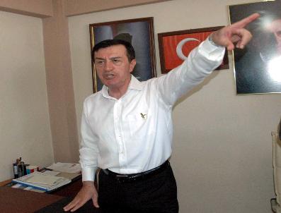 OSMAN PAMUKOĞLU - Pamukoğlu‘ndan, Chp‘nin Mitinge 30 Liraya Kahvelerden Adam Taşıdığı İddiası