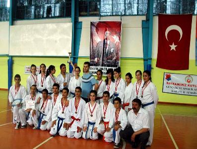 SEDA ÇELİK - Karateciler Manavgat‘ta