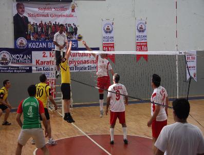 İZZETTIN SEVGILI - Kozan’Da Kurumlararası Voleybol Turnuvası Sona Erdi