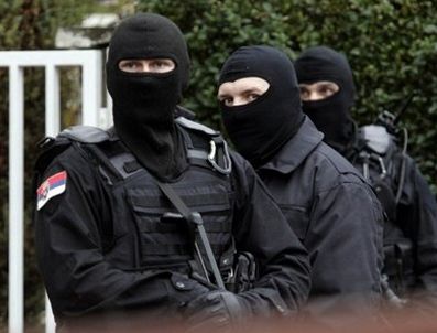 LAHEY - Mladiç savaş suçları mahkemesine gönderildi