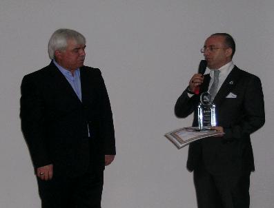 KOMBASSAN - Divapan‘a Bir Ödül De Kombassan‘dan