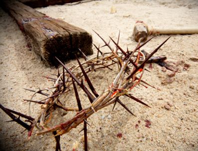 Güney Kore'li taksici çarmıha asılı bulundu