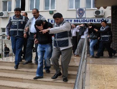 Zehir Tacirlerinin Oyununu ‘Dedektif Çikolata‘ Bozdu