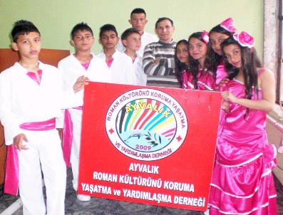 Ayvalık Roman Derneği, Dünya Romanlarıyla Kocaeli’De Buluşuyor