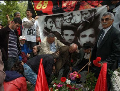 HÜSEYİN İNAN - Deniz Gezmiş'in Avukatı Halit Çelenk Hayatını Kaybetti
