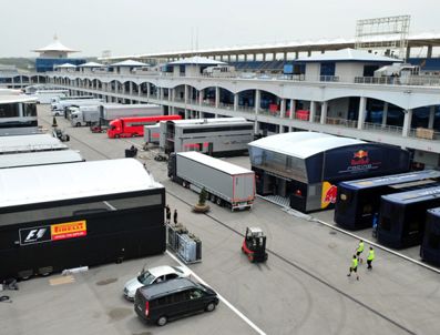 İSTANBUL PARK - F1 pistinde hazırlıklar sürüyor