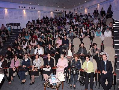 Sağlık Bilimleri Fakültesi Ebeler Gününü Kutladı