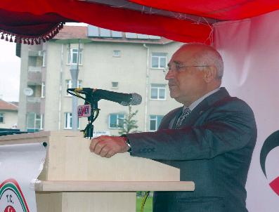 UFUK ERDEN - Devlet Bakanı Ve Başbakan Yardımcısı Cemil Çiçek: