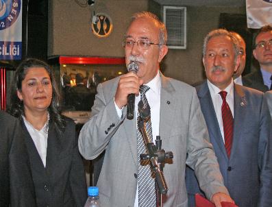 Annelerin Yüzde 17.5‘İ Çocuklarının Geleceğinden Endişe Ediyor