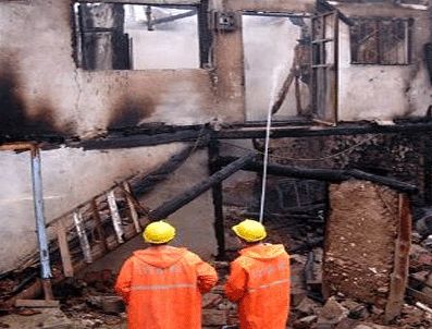 Korkutan yangında evi kiracı mı yaktı?