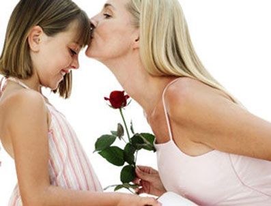 Anneler Günü şiirleri ve mesajları