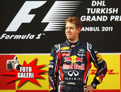 PAUL DI RESTA - Vettel İstanbul'da ilk kez birinci oldu