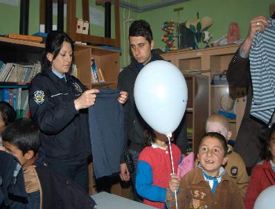 Bafra‘dan Şehit Polisin Anısına Yardım
