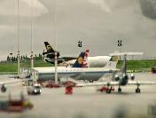 Dünyanın en büyük minyatür havaalanı görenleri hayrete düşürüyor