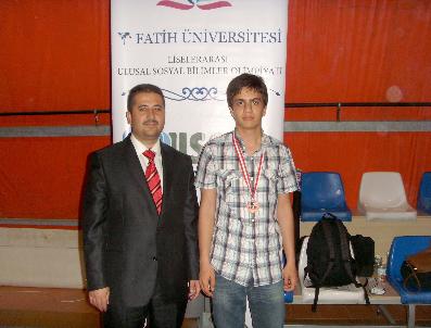 FATIH ÜNIVERSITESI - Mardin Atak Koleji, Bilim Olimpiyatında Türkiye Üçüncüsü Oldu