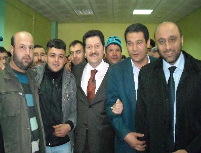 İBRAHIM YIĞIT - Milletvekili Kinay, Cumartesi Pazarı Esnafını Ziyaret Etti