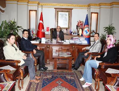 NEVZAT PALTA - Ygs Birincilerinden Başkan Palta‘ya Ziyaret