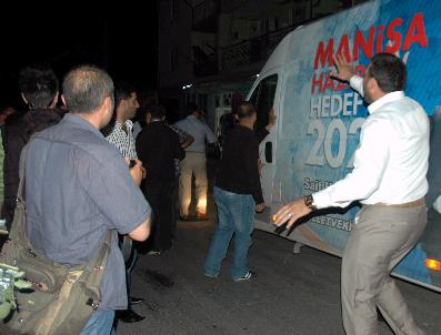 NIZAMETTIN ÖZTÜRK - BDP'li grup, AK Parti adaylarına saldırdı