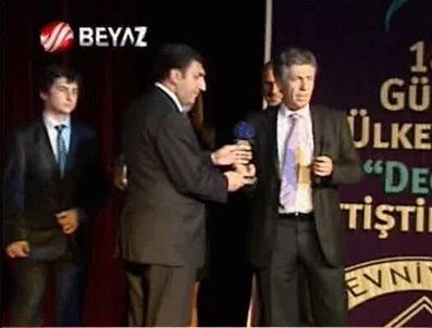 KÜRŞAT BAŞAR - Beyaz TV yılın en iyi çıkış yapan kanalı seçildi