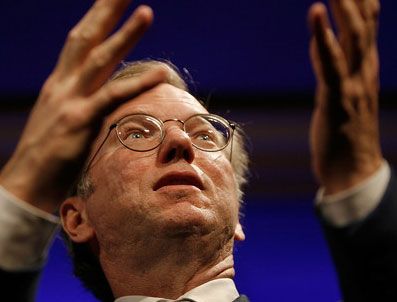 Google'ın CEO'su dökdtürdü