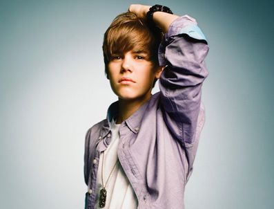 JUSTİN BİEBER - Justin Bieber, 17 yaşında rekoru kırdı