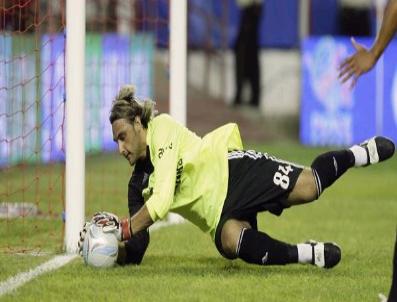 HAKAN ARıKAN - Mersin İdman Yurdu Hakar Arıkan Ve Kamanan‘la Anlaştı