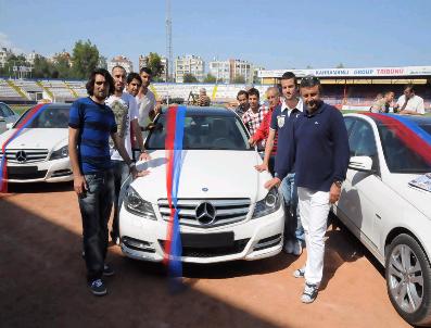 NURULLAH KAYA - Mersin İdman Yurdu‘nda ‘Mercedes‘ler Teslim Edildi