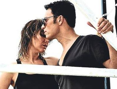 Musti, Gülben için bıyıklarını kesti