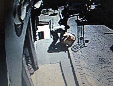 İNTERPOL - Koli Cinayetine Yardım İddiasıyla 1 Kişi Gözaltına Alındı