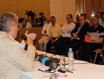 ŞAFAK SEZER - Binali Yıldırım‘dan İzmirli Gazetecilere Teşekkür