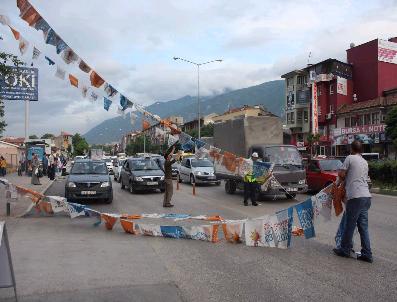 Seçim Afişleri Kaldırıldı