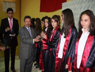 LEVENT KıLıÇ - Yozgat Özel Ergin Koleji 13. Mezunlarını Verdi