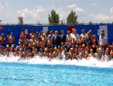 Yüzme Kursları İçin Kayıtlar Başlıyor