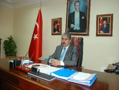 ALI ÇıNAR - Muş Valisi Çınar: Seçim Huzurlu Geçti