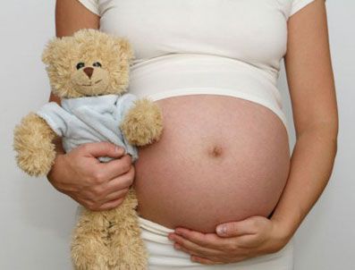 Öz annesinin rahmiyle çocuk doğuracak