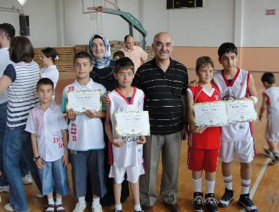 12 DEV ADAM - 12 Dev Adam Basketbol Okulu‘nda Kış Dönemi Sona Erdi